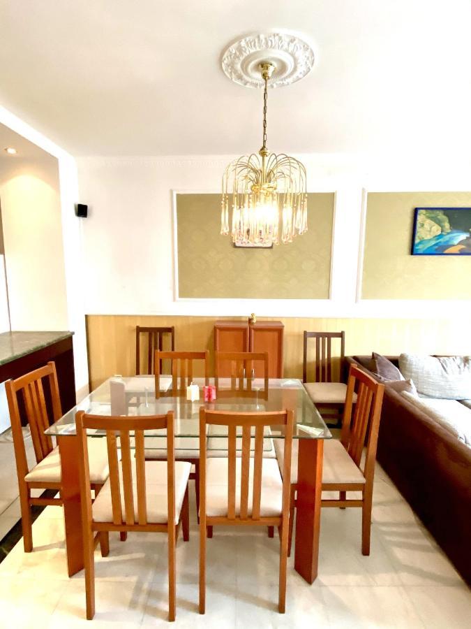 Apartament Guest With Living Room, Dining And Kitchen Next To Center *