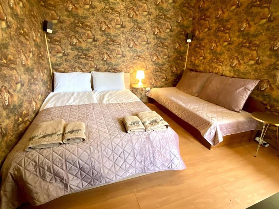 Guest With Living Room, Dining And Kitchen Next To Center Apartament Sofia