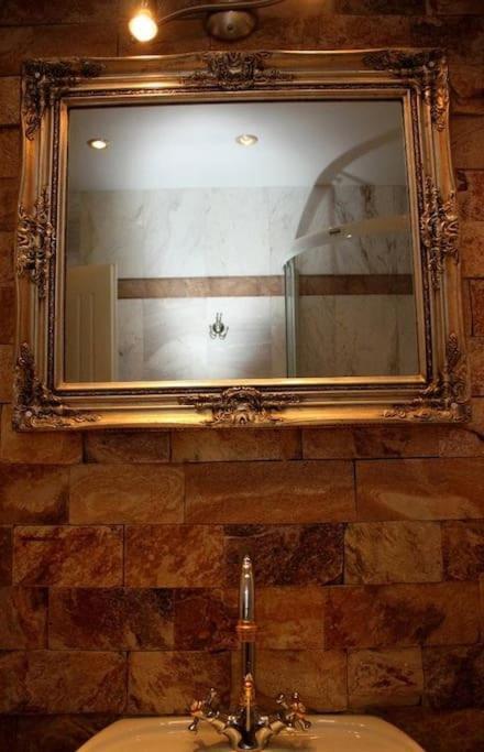 Guest With Living Room, Dining And Kitchen Next To Center Apartament Sofia